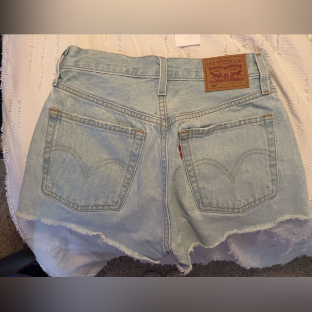 Levi’s 501 W24